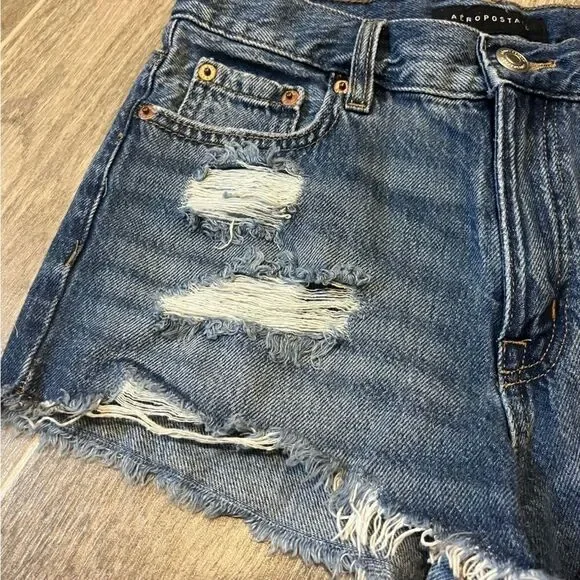 Aeropostale Distressed High Rise Denim Shorts - Picture 4 of 10
